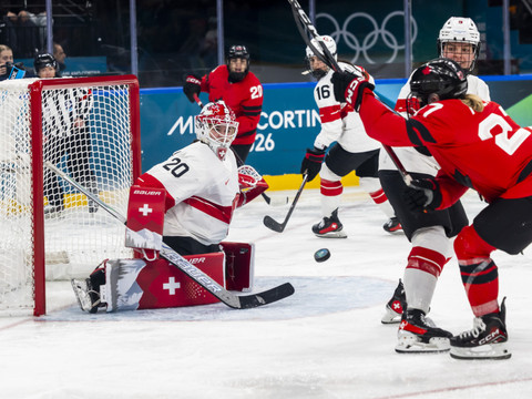 Battues par le Canada, les Suissesses joueront pour le bronze