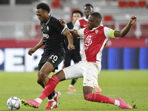 Duel français pour le PSG en barrages, le Real revanchard à Benfica
