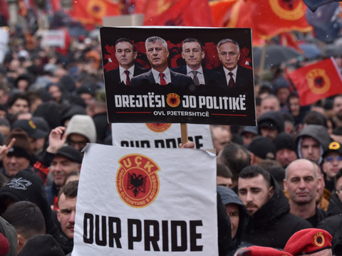 Kosovo: manif en soutien à des chefs jugés pour crimes de guerre