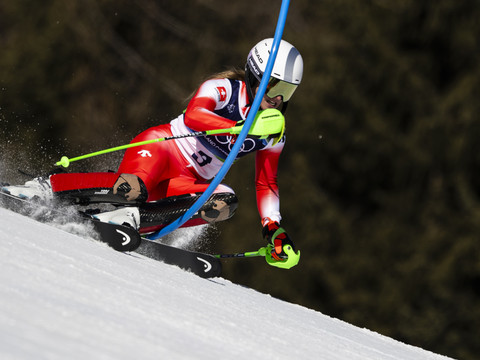 Slalom dames: Shiffrin loin devant, Rast et Holdener placées