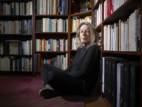 Le Grand Prix suisse de littérature à Corinne Desarzens