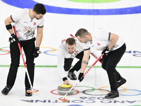 Curling: bilan parfait dans le Round Robin pour les Suisses