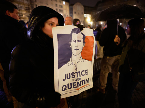 Hommage à Quentin Deranque: la marche autorisée, sécurité renforcée