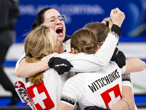 Curling: L'argent assuré, l'or en ligne de mire