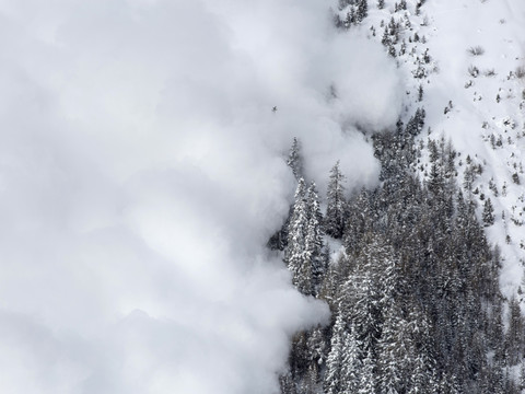 Un skieur décède dans une avalanche à Verbier (VS)