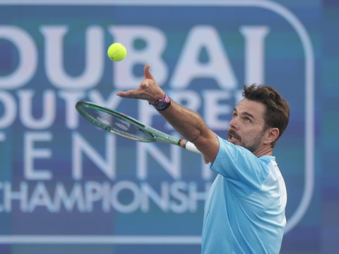 Wawrinka sorti en 8e de finale à Dubai