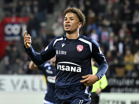 Super League: le leader gagne chez le dernier
