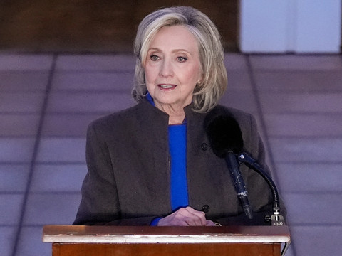 Affaire Epstein: Hillary Clinton réclame d'entendre Trump