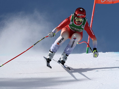 Descente de Soldeu: Corinne Suter renoue avec la victoire
