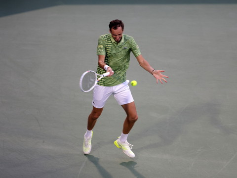 Medvedev sacré sans jouer à Dubai