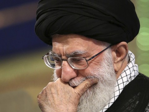 Iran: la télévision d'Etat confirme la mort d'Ali Khamenei