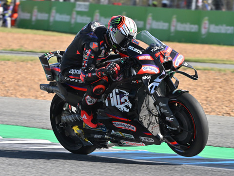 Bezzecchi s'impose, Marquez victime d'une crevaison