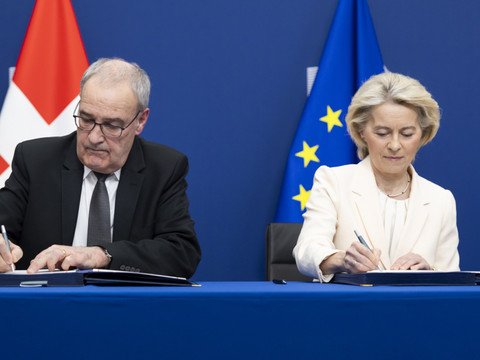 Accord bilatéral signé par Guy Parmelin et Ursula von der Leyen