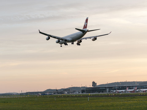 Le vol spécial de Swiss est parti d'Oman en direction de Zurich