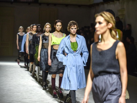 Prada résiste en 2025 avec des recettes et des bénéfices en hausse