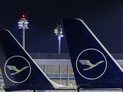 Lufthansa: bénéfice net en baisse et incertitude au Moyen-Orient