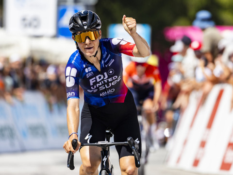 Elise Chabbey remporte les Strade bianche
