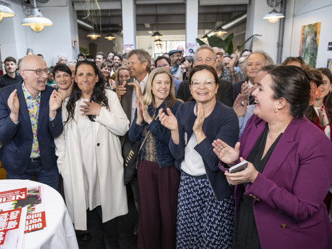 Les Suisses refusent à 62% la redevance radio-TV à 200 francs