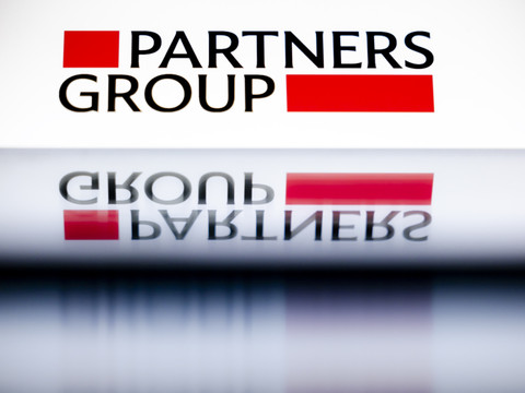 Partners Group avec une performance robuste en 2025