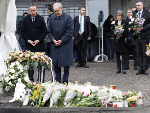 Guy Parmelin à une cérémonie pour les victimes à Chiètres (FR)