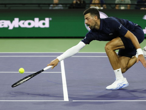 Djokovic sorti par Draper au bout du suspense