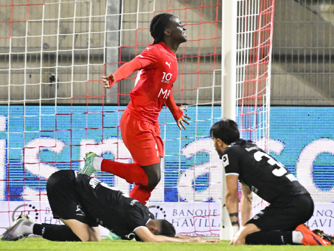 Ryan Fosso tourne le dos à la Suisse et jouera pour le Cameroun