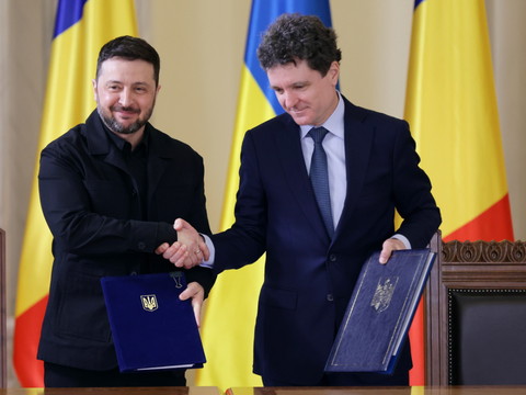 Bucarest et Kiev produiront des drones ensemble en Roumanie