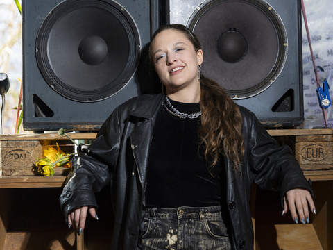 Premier album de la rappeuse lausannoise Nathalie Froehlich