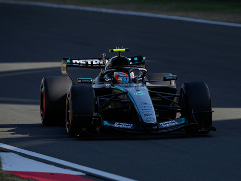 Une première pole pour Antonelli à Shanghai