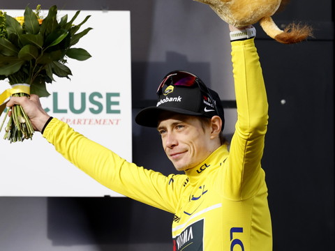 Godon gagne une 7e étape tronquée
