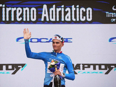 Del Toro s'adjuge Tirreno-Adriatico, Milan la dernière étape
