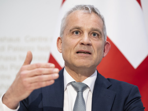Suisse à 10 millions: le Conseil fédéral lance la campagne du non