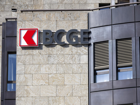 La BCGE améliore son bénéfice net en 2025