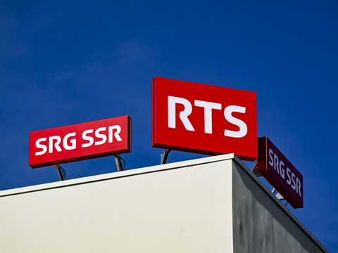 Productions externes: le Parlement veut fixer des règles à la SSR