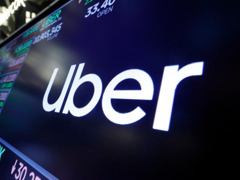 Uber compte acheter jusqu'à 50'000 robotaxis de Rivian