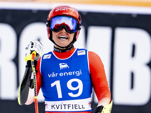 Super-G dames: Suter 2e, victoire et globe pour Goggia