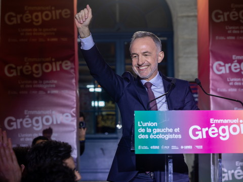 Municipales en France: la gauche conserve Paris et Marseille