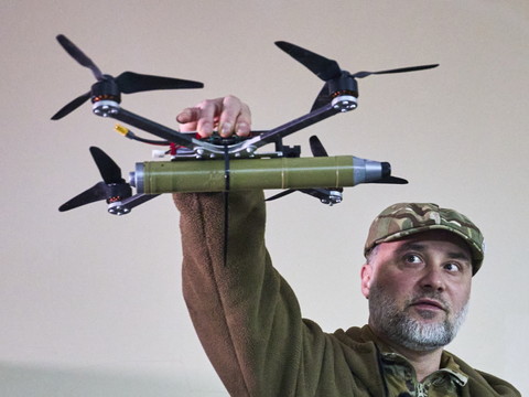Une attaque de drones touche un port russe près de la Finlande