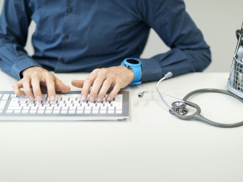 La bureaucratie empiète sur le temps consacré aux soins médicaux
