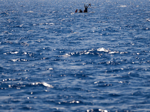 18 migrants retrouvés morts au large de l'île de Lampedusa