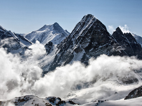 Isenfluh: un homme décède dans une avalanche sur le Schwarzbirg