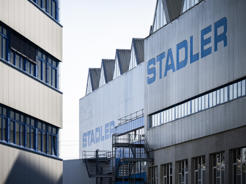 Stadler retire son recours contre le choix des CFF