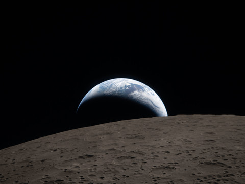 Artémis: photo d'un coucher de Terre, les astronautes sur le retour