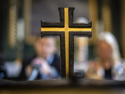 Neuchâtel et Vaud: une pasteure suspendue par ses Eglises