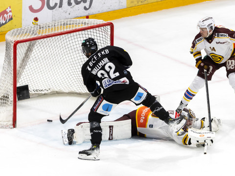 Fribourg se joue de Genève et file en finale
