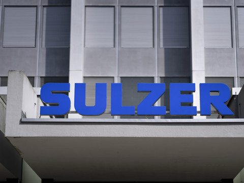 Sulzer confirme des entrées de commandes trimestrielles en recul
