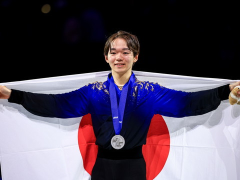 Le vice-champion olympique Kagiyama fait une pause