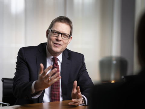 Le patron de Swiss Life a gagné plus en 2025