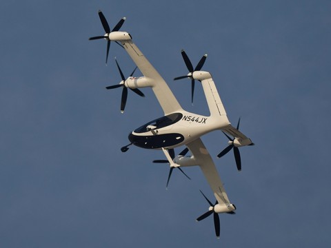 Dubaï se dote d'une station de taxis volants