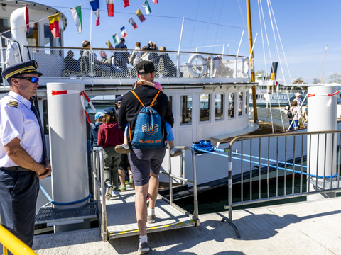 CGN: retour des croisières privées et de la parade navale